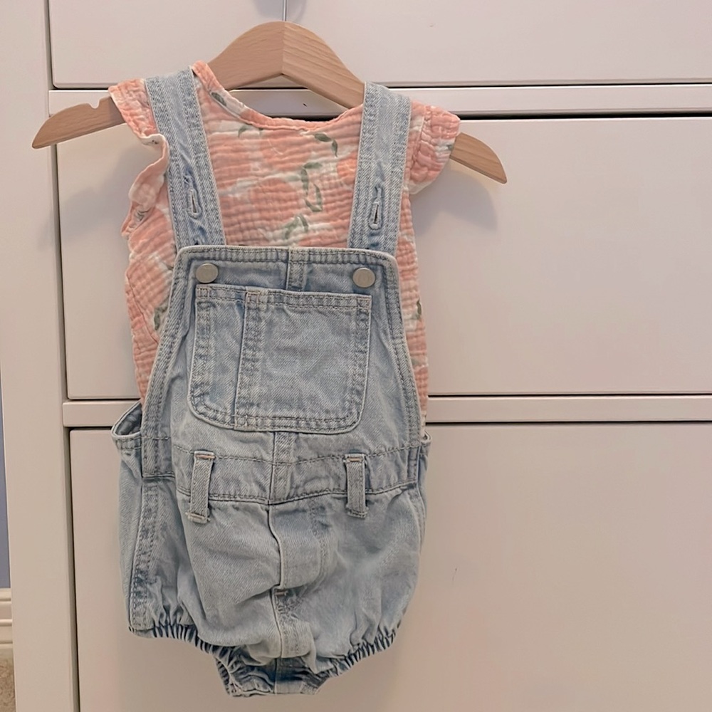 Baby / toddler girl denim bubble coverall with shirt, 18mo (Old Navy)